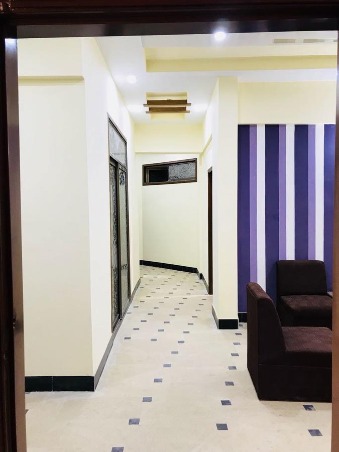 Hotel Second Home Karacsi Kültér fotó